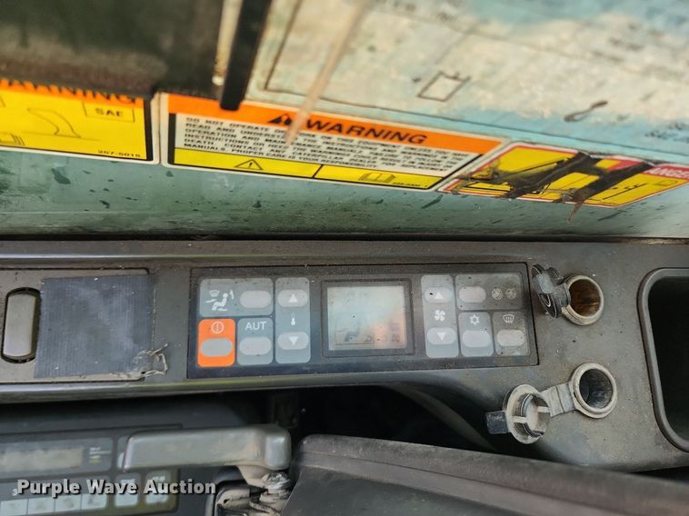 image for item DQ5394 2006 Caterpillar 330DL  excavator