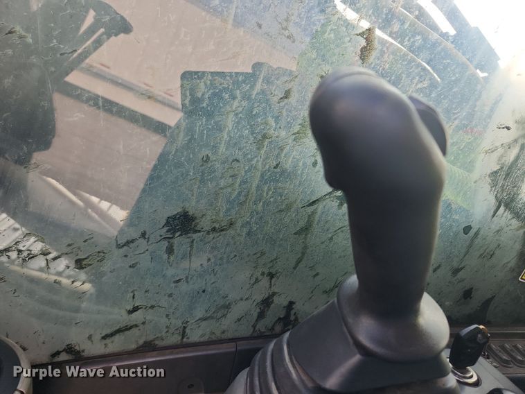 image for item DQ5395 2006 Caterpillar 330DL  excavator