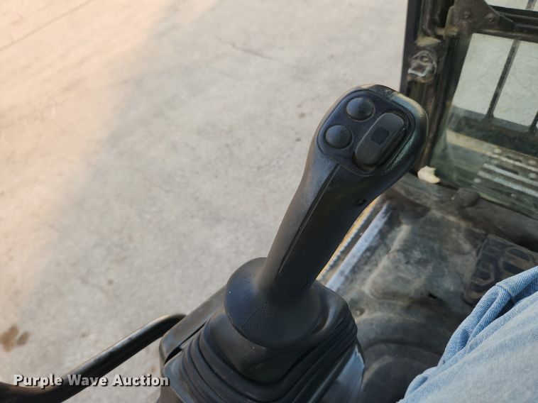 image for item DQ5395 2006 Caterpillar 330DL  excavator