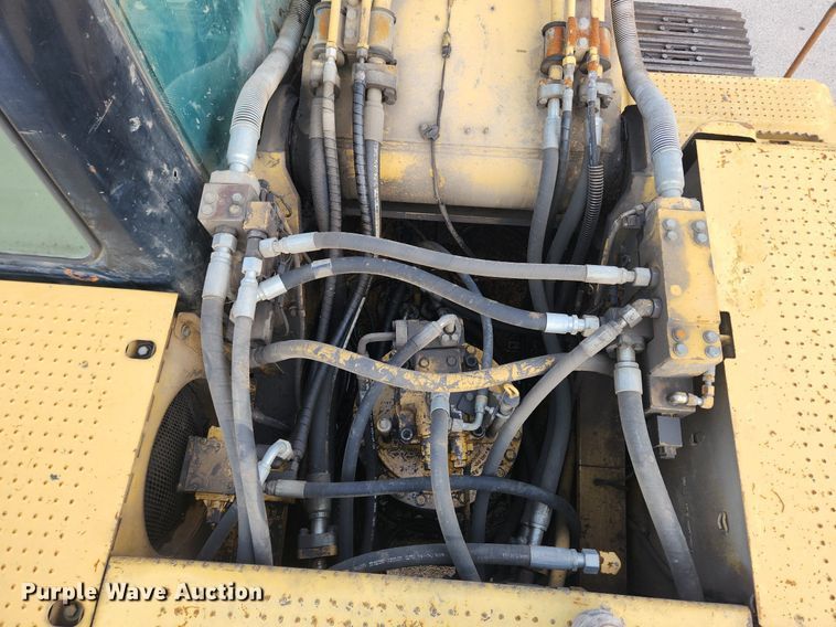 image for item DQ5395 2006 Caterpillar 330DL  excavator