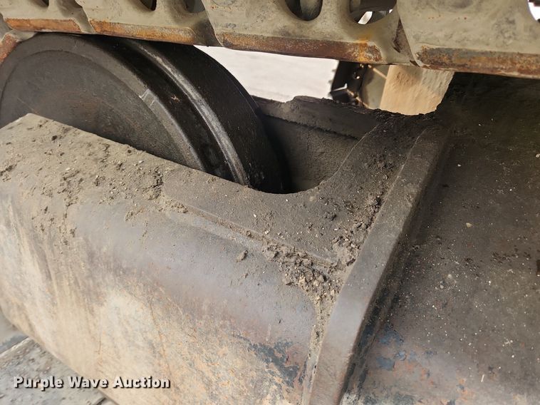 image for item DQ5395 2006 Caterpillar 330DL  excavator