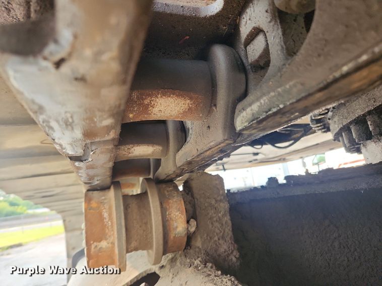 image for item DQ5395 2006 Caterpillar 330DL  excavator