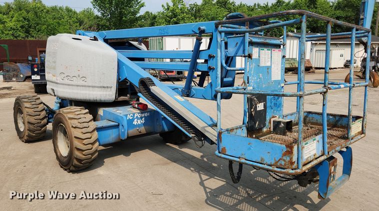 image for item DQ5397 2001 Genie Z45/25  boom lift