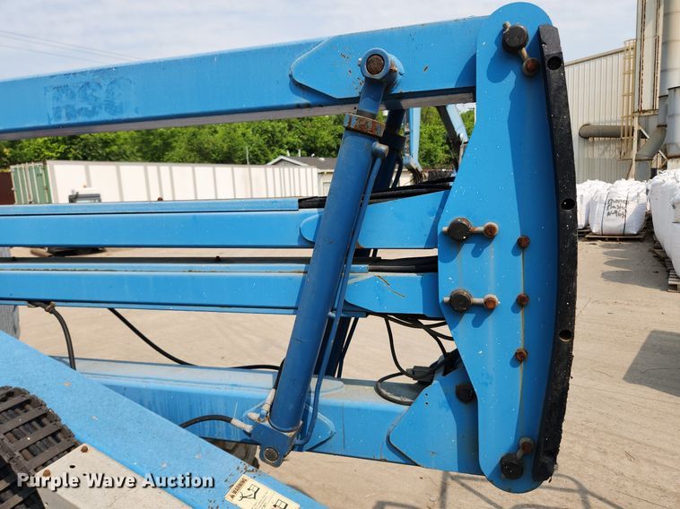 image for item DQ5397 2001 Genie Z45/25  boom lift