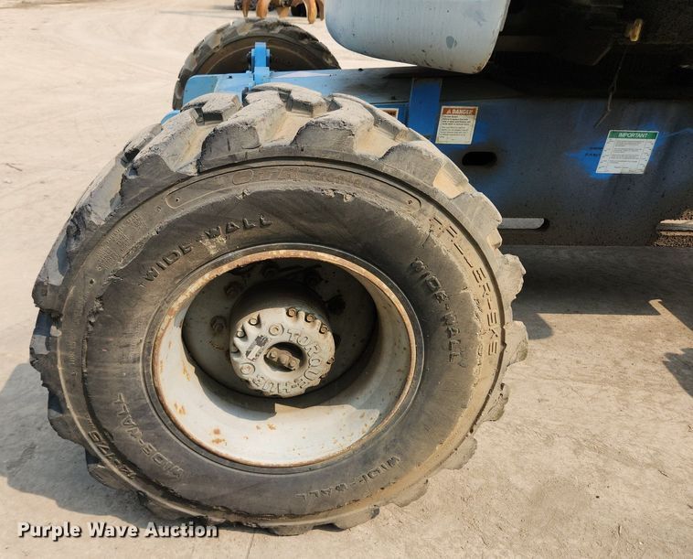 image for item DQ5397 2001 Genie Z45/25  boom lift