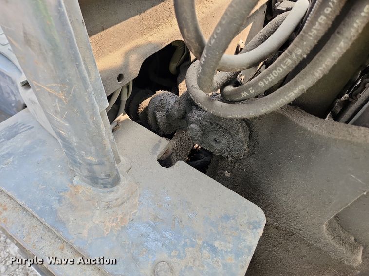 image for item DQ5398 Toyota 8FGU30  forklift