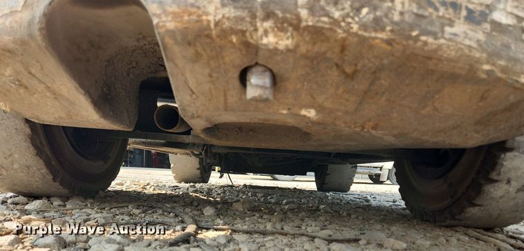 image for item DQ5398 Toyota 8FGU30  forklift