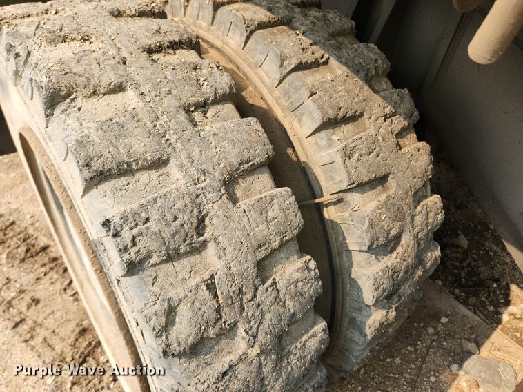 image for item DQ5399 2008 Sennebogen 821  material handler