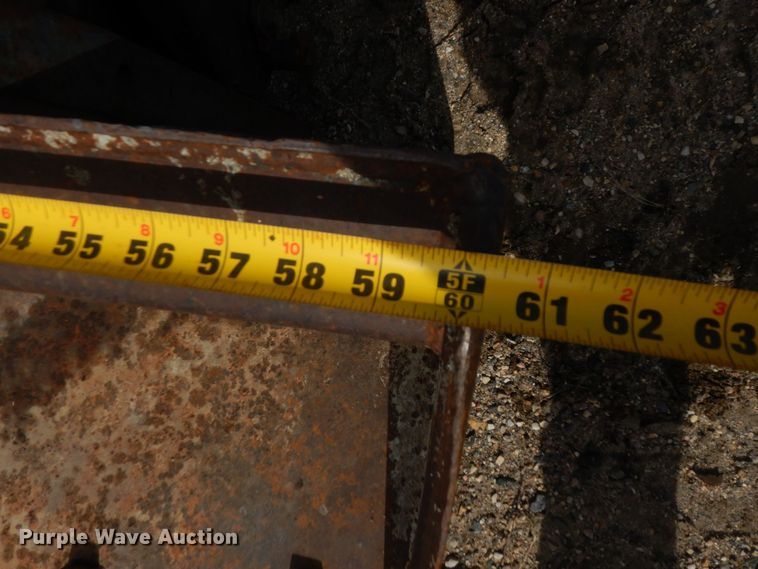 image for item DQ7320 2002 Thomas T153S  skid steer loader