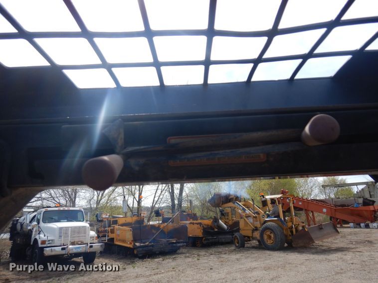 image for item DQ7320 2002 Thomas T153S  skid steer loader