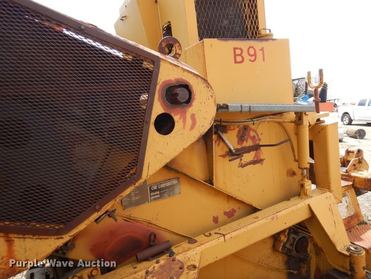 image for item DQ7321 CMI Clarco  windrower