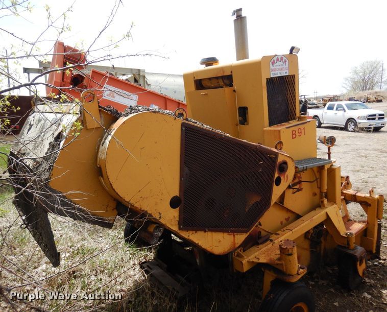 image for item DQ7321 CMI Clarco  windrower