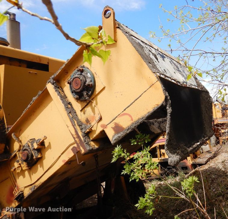 image for item DQ7321 CMI Clarco  windrower