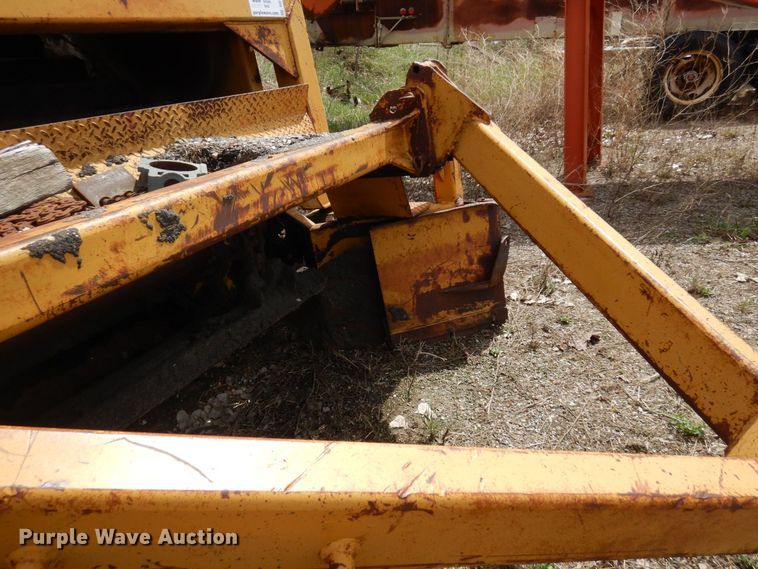 image for item DQ7321 CMI Clarco  windrower