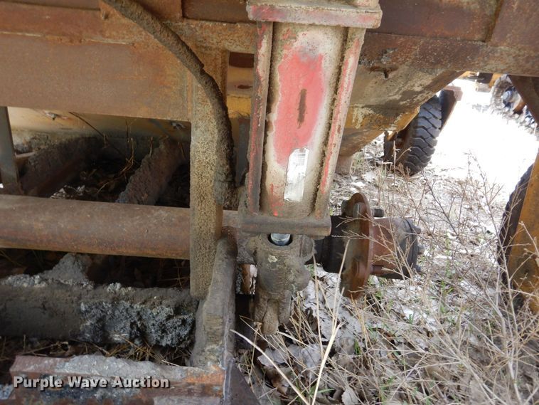 image for item DQ7321 CMI Clarco  windrower