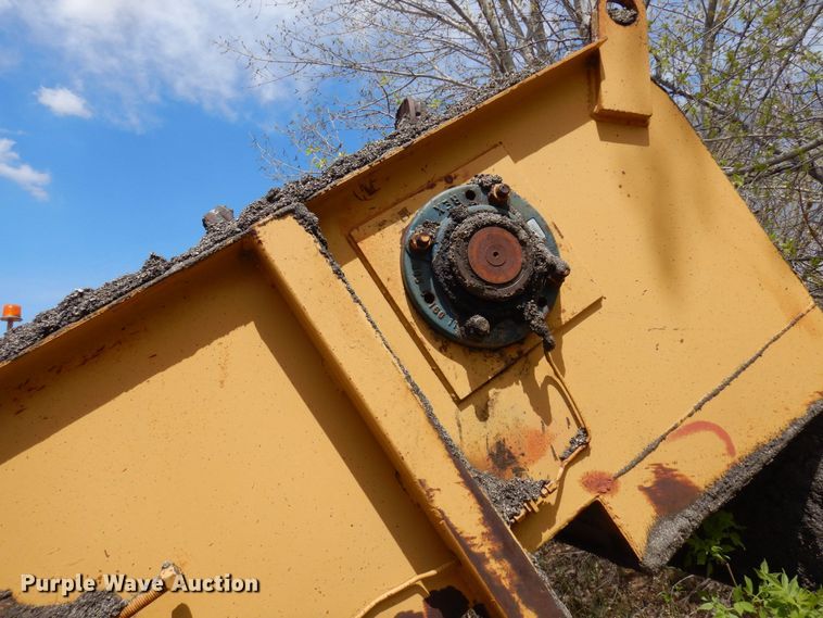 image for item DQ7321 CMI Clarco  windrower