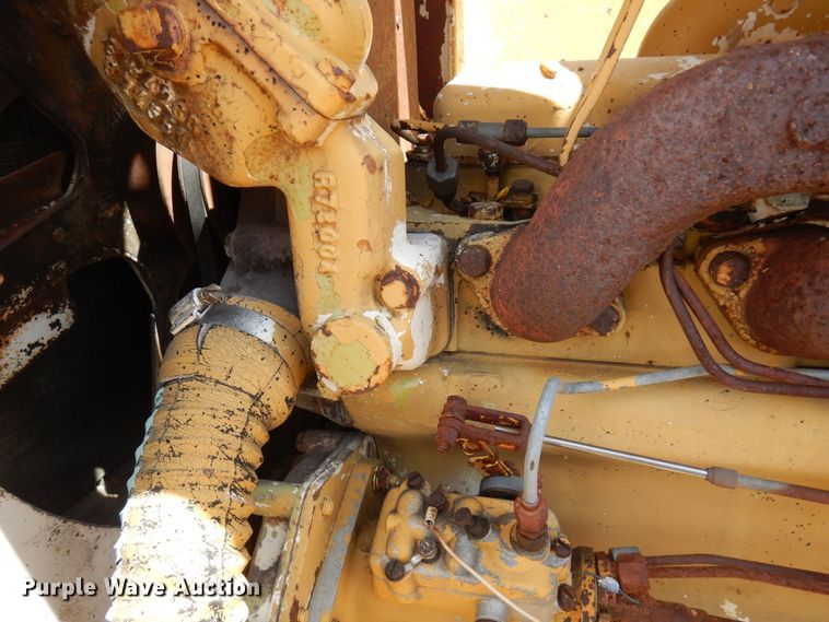 image for item DQ7321 CMI Clarco  windrower