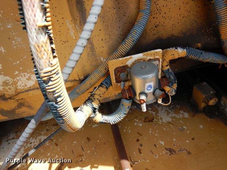 image for item DQ7321 CMI Clarco  windrower