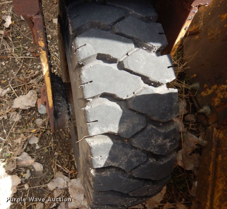 image for item DQ7321 CMI Clarco  windrower