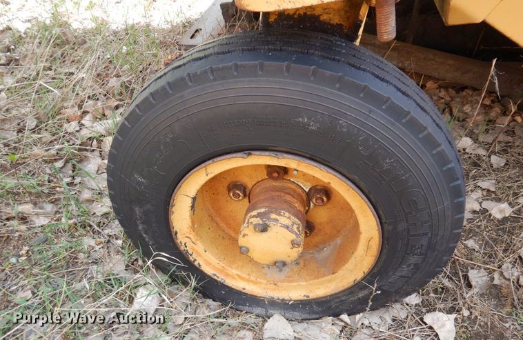 image for item DQ7321 CMI Clarco  windrower