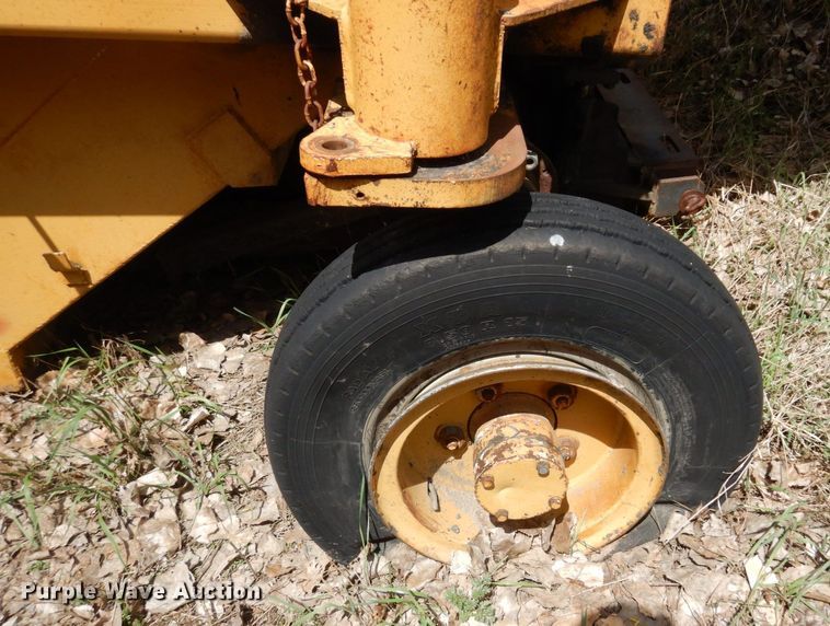 image for item DQ7321 CMI Clarco  windrower