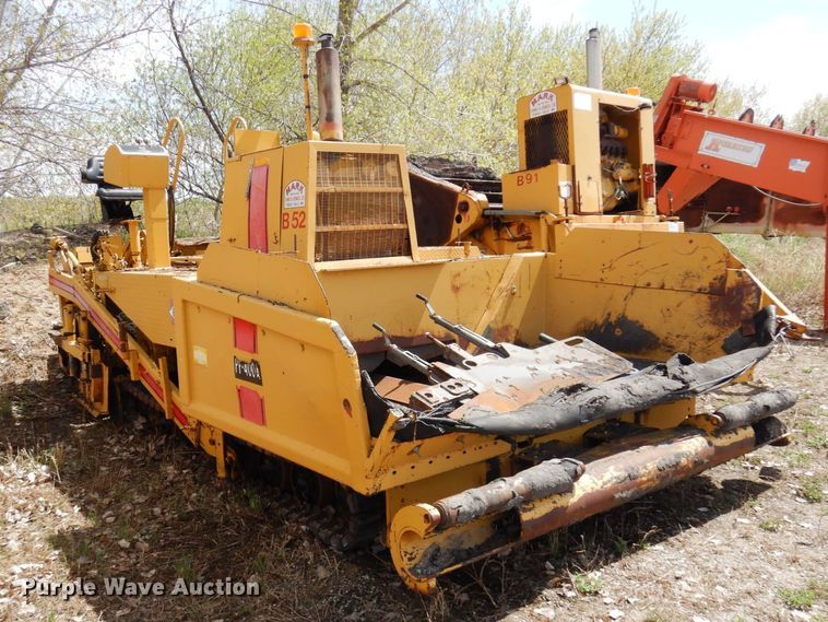 image for item DQ7322 1992 Blaw-Knox PF 400-A  paver