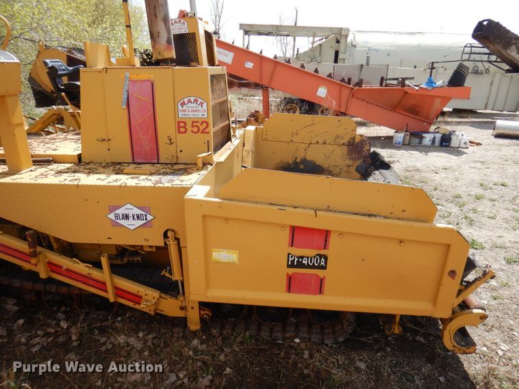 image for item DQ7322 1992 Blaw-Knox PF 400-A  paver