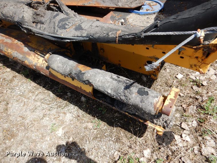 image for item DQ7322 1992 Blaw-Knox PF 400-A  paver