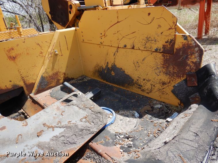 image for item DQ7322 1992 Blaw-Knox PF 400-A  paver