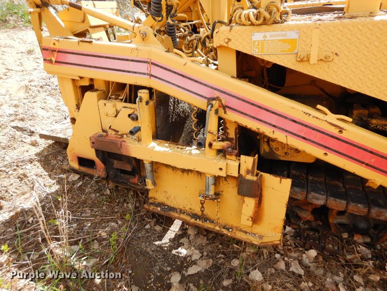 image for item DQ7322 1992 Blaw-Knox PF 400-A  paver