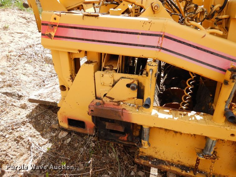 image for item DQ7322 1992 Blaw-Knox PF 400-A  paver