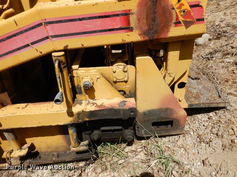 image for item DQ7322 1992 Blaw-Knox PF 400-A  paver