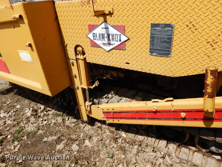 image for item DQ7322 1992 Blaw-Knox PF 400-A  paver