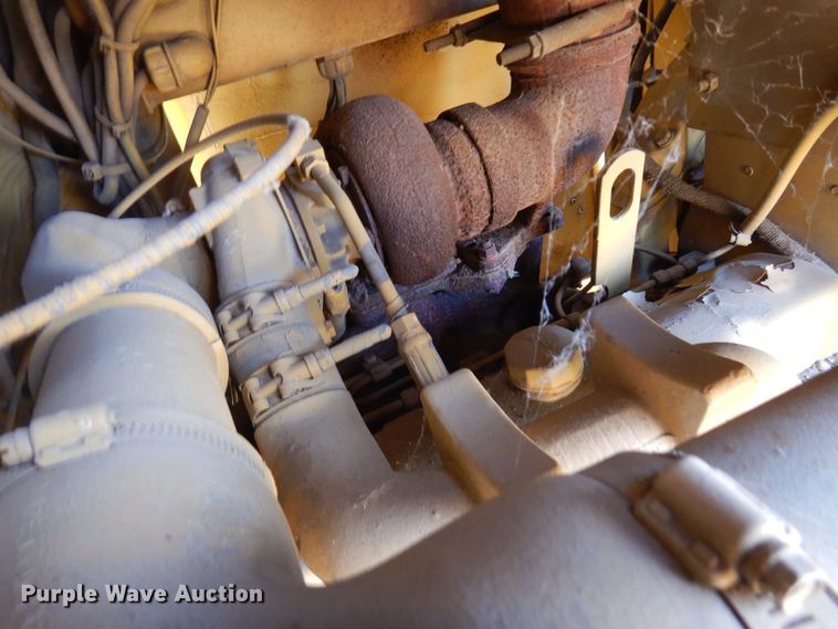 image for item DQ7322 1992 Blaw-Knox PF 400-A  paver