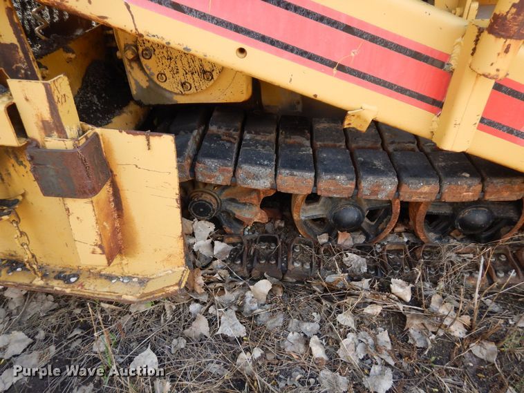 image for item DQ7322 1992 Blaw-Knox PF 400-A  paver