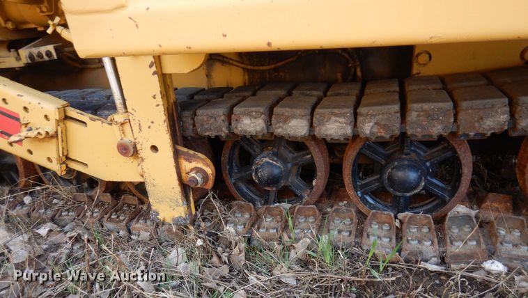 image for item DQ7322 1992 Blaw-Knox PF 400-A  paver