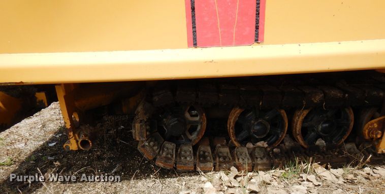 image for item DQ7322 1992 Blaw-Knox PF 400-A  paver