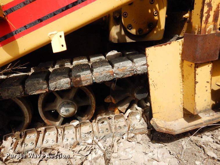 image for item DQ7322 1992 Blaw-Knox PF 400-A  paver