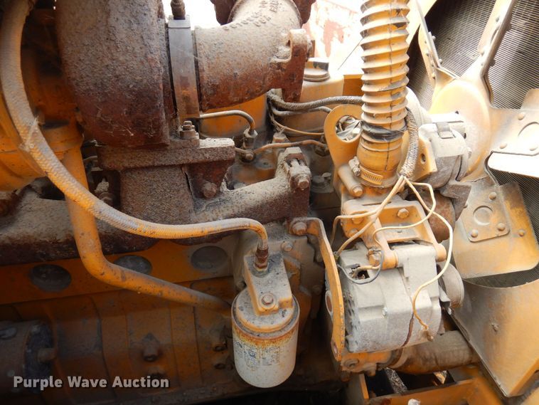 image for item DQ7323 1988 Blaw-Knox PF200  paver