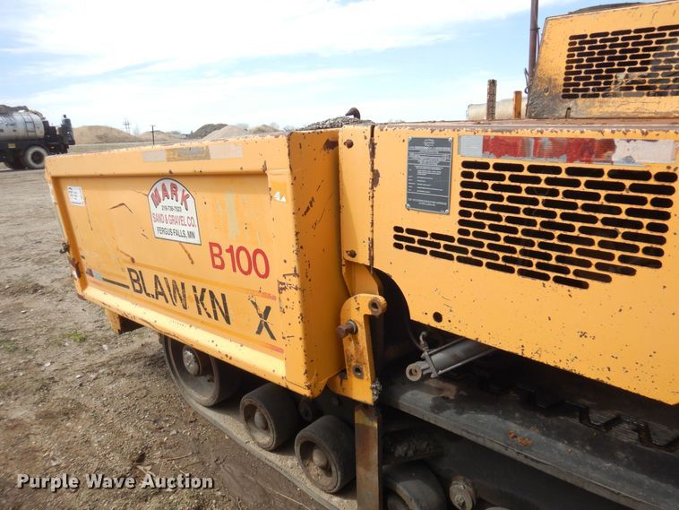image for item DQ7324 2000 Blaw-Knox PF-5510  paver