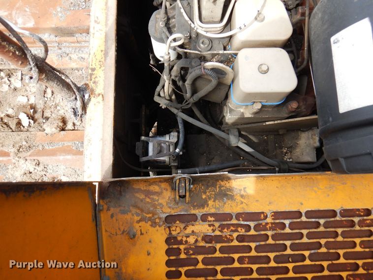 image for item DQ7324 2000 Blaw-Knox PF-5510  paver