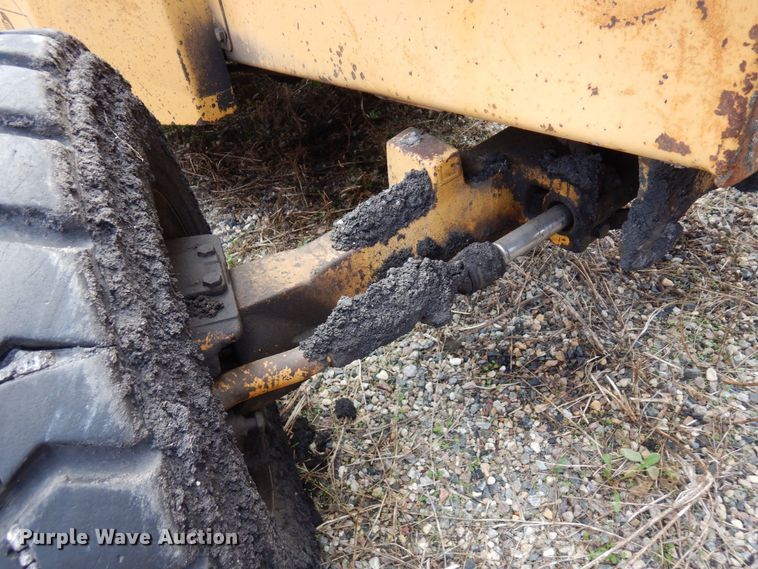 image for item DQ7326 John Deere 210LE  landscape tractor