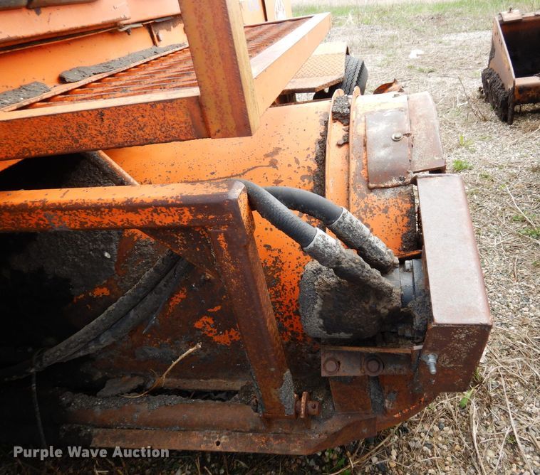 image for item DQ7327 1997 Broce RJ300  broom