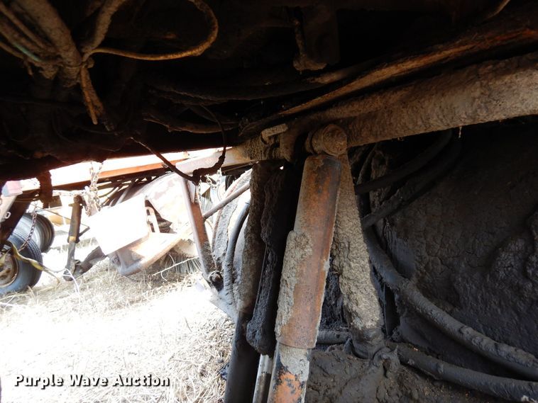 image for item DQ7327 1997 Broce RJ300  broom