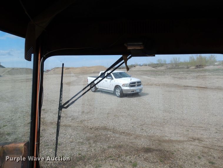 image for item DQ7327 1997 Broce RJ300  broom