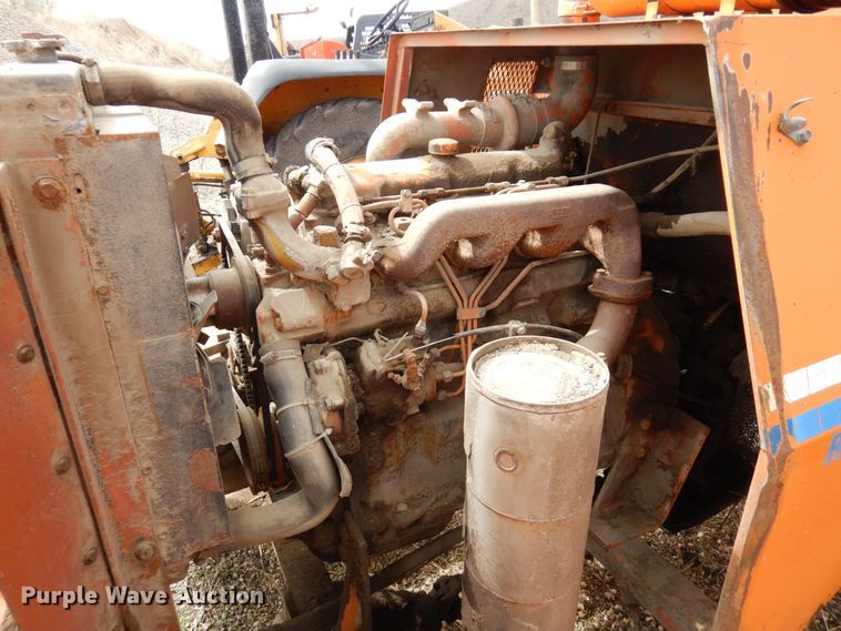 image for item DQ7327 1997 Broce RJ300  broom