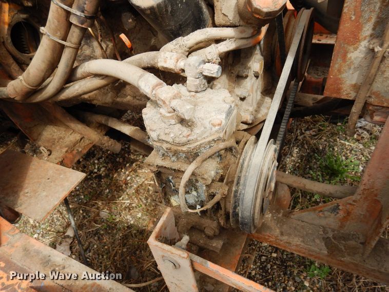 image for item DQ7327 1997 Broce RJ300  broom