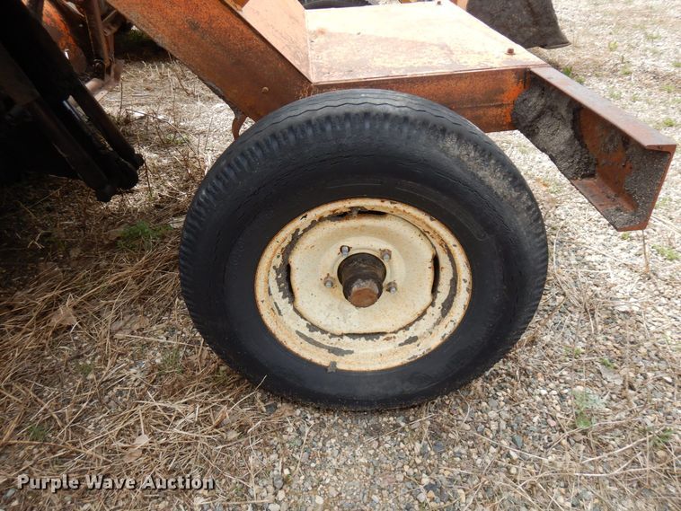 image for item DQ7327 1997 Broce RJ300  broom