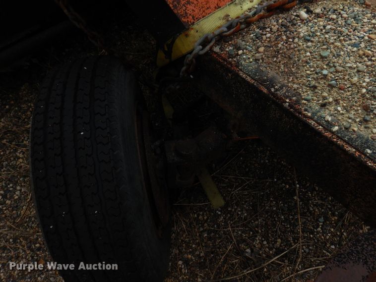 image for item DQ7328 1999 Broce RJ350  broom