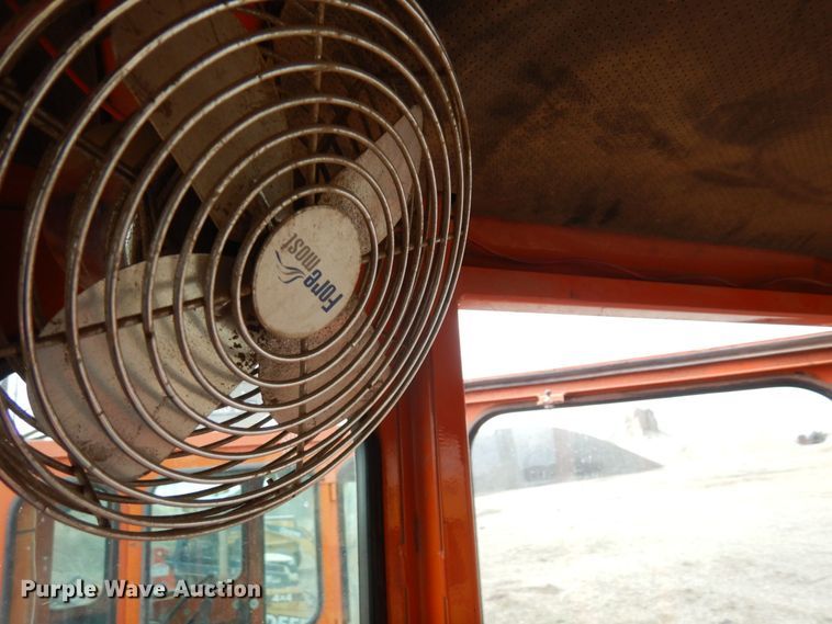 image for item DQ7328 1999 Broce RJ350  broom